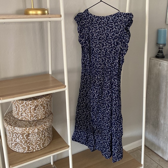 V-Neck Flutter Tank Floral GAP Dress - Picture 2 of 4